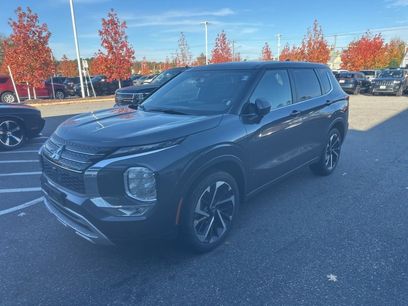 Used 2024 Mitsubishi Outlander SE