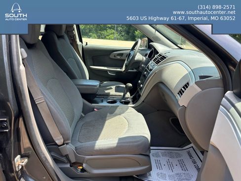 Used 2012 Chevrolet Traverse LS image 13