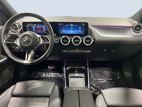 Used 2025 Mercedes-Benz GLA 250 4MATIC image 13