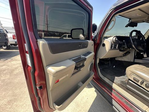 Used 2003 HUMMER H2 w/ Preferred Equipment Group AWD/4WD image 52