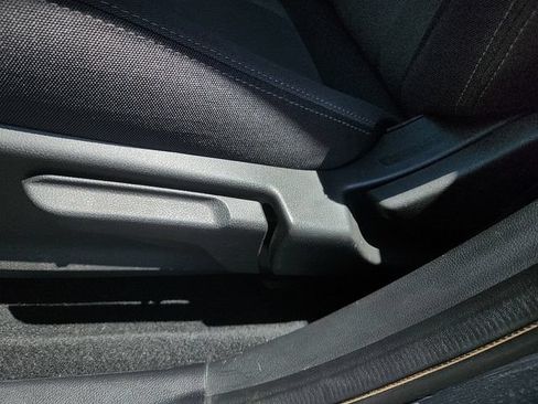Certified 2025 Subaru Crosstrek 2.0i AWD/4WD image 15