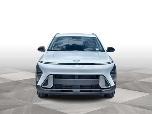 New 2027 Hyundai Kona SEL Sport FWD image 3