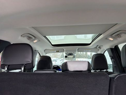 Used 2025 Ford Escape Platinum image 29