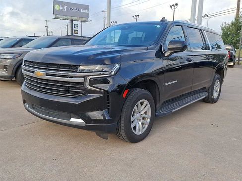 Used 2024 Chevrolet Suburban LT AWD/4WD image 4