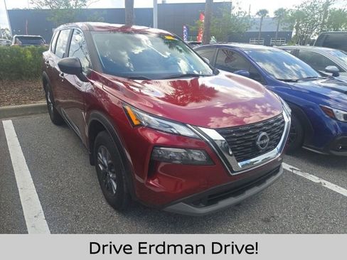 Certified 2023 Nissan Rogue S FWD image 1