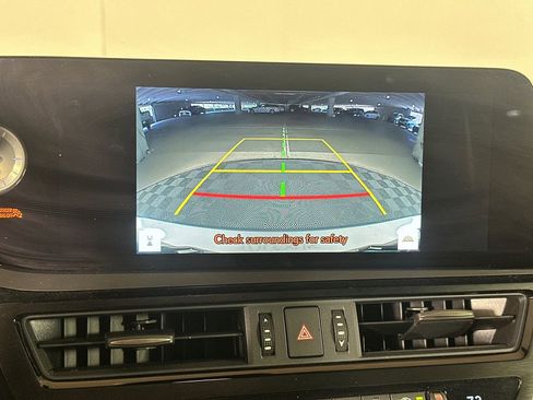 Used 2023 Lexus ES 350 w/ Premium Package FWD image 29
