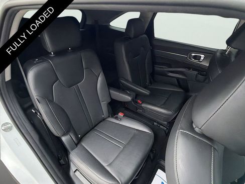 Used 2024 Kia Sorento SX image 10