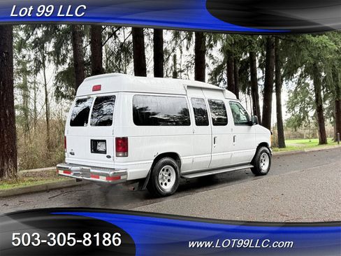 Used 2005 Ford E-150 and Econoline 150 Wagon image 28