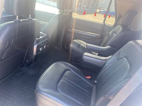 Used 2021 Ford Expedition Platinum AWD/4WD image 11