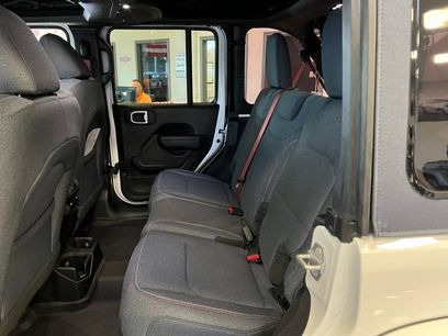 New 2026 Jeep Wrangler Unlimited Sport w/ Dual Top Group