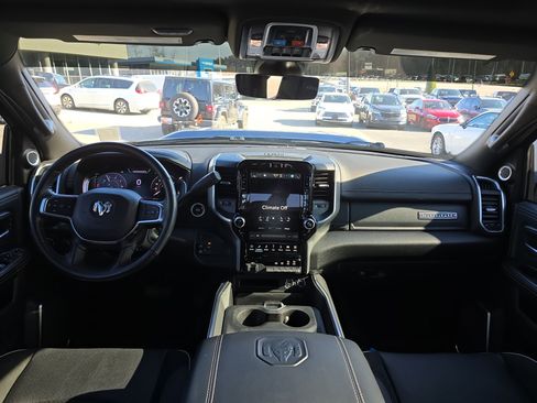 Used 2024 RAM 3500 Laramie w/ Night Edition image 18