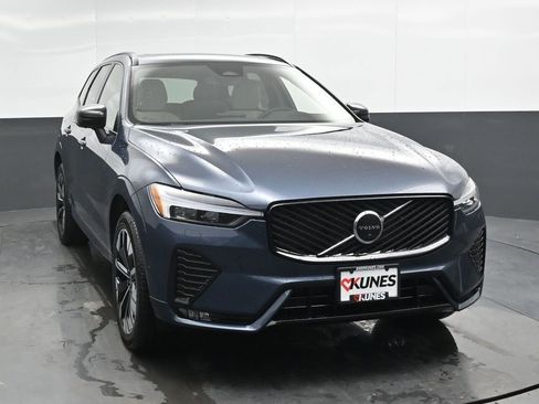 New 2026 Volvo XC60 B5 Plus w/ Protection Package Premier image 4