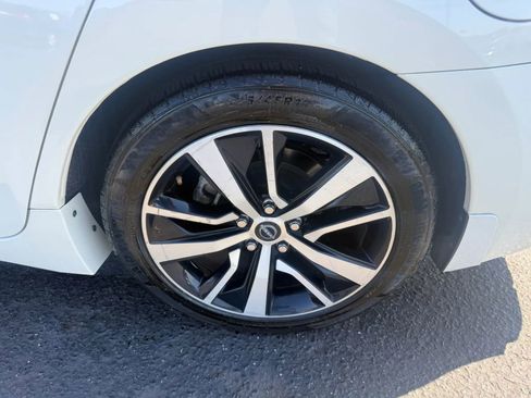 Used 2023 Nissan Maxima SV w/ Floor Mat Group FWD image 43