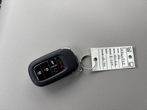 New 2026 Honda Pilot image 17