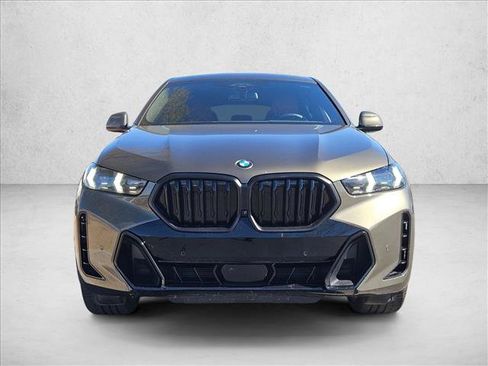 Certified 2025 BMW X6 xDrive40i image 2
