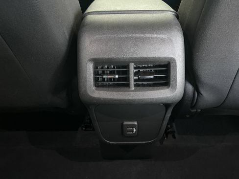 Used 2019 Chevrolet Equinox LS FWD image 22
