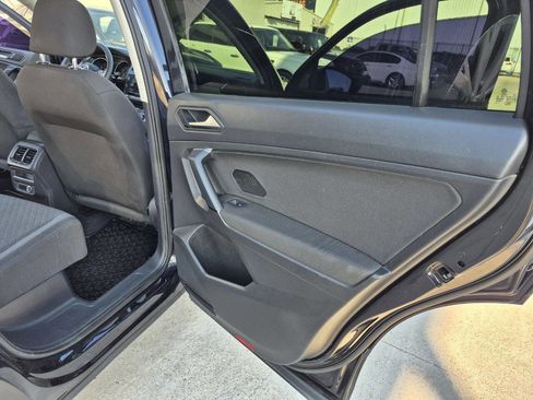 Used 2019 Volkswagen Tiguan S w/ Driver Assistance Package FWD image 16
