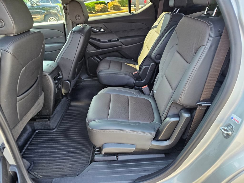 Used 2022 Chevrolet Traverse High Country AWD/4WD image 19