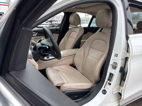 Used 2018 Mercedes-Benz C 300 Sedan image 23