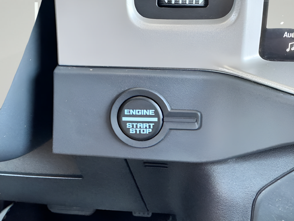 Used 2025 Ford Bronco Outer Banks AWD/4WD image 30