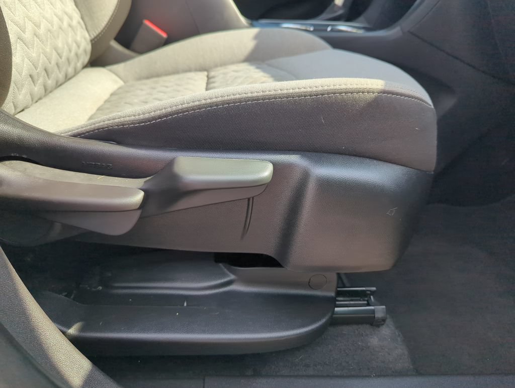 Used 2024 Chevrolet Equinox LT AWD/4WD image 36
