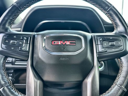 Used 2022 GMC Yukon XL AT4 AWD/4WD image 33