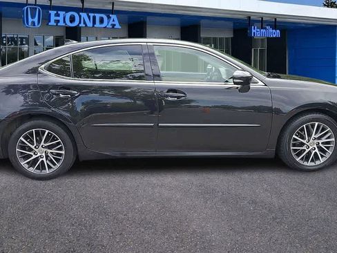 Used 2017 Lexus ES 350 w/ Navigation System Package FWD image 9