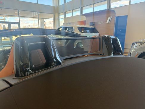 New 2026 BMW Z4 sDrive30i w/ Convenience Package image 20