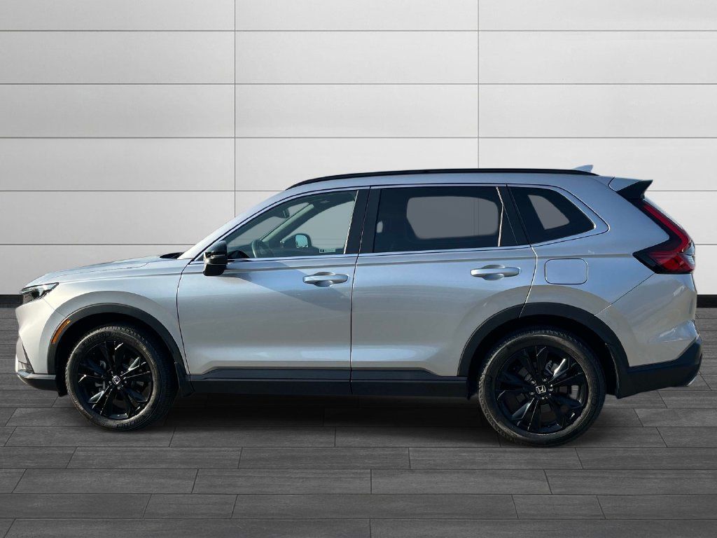 Used 2025 Honda CR-V Sport Touring image 2