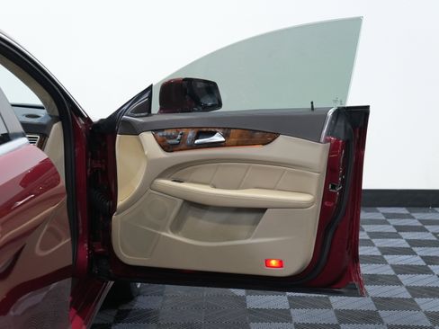 Used 2012 Mercedes-Benz CLS 63 AMG image 23