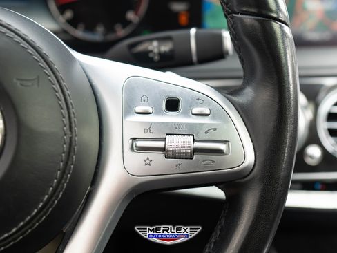 Used 2018 Mercedes-Benz S 560 Sedan image 25