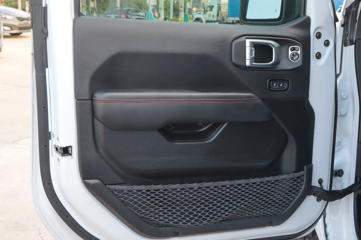 Used 2023 Jeep Gladiator Rubicon AWD/4WD image 18