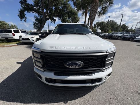 Used 2023 Ford F250 Lariat w/ Sport Appearance Package AWD/4WD image 2