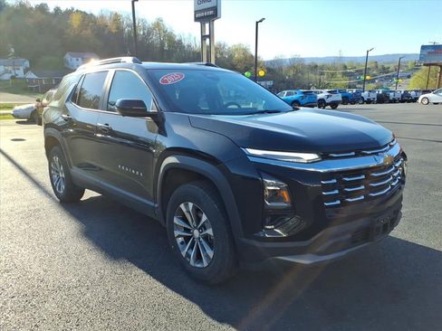 Used 2025 Chevrolet Equinox LT w/ Convenience Package II AWD/4WD image 10