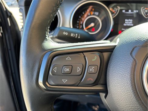 Used 2022 Jeep Wrangler Unlimited Willys image 21