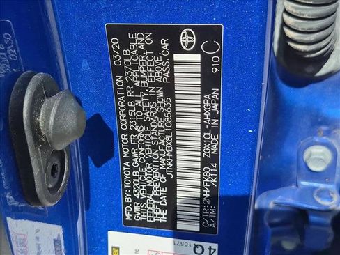 Used 2020 Toyota C-HR XLE FWD image 24