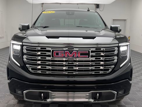 Used 2024 GMC Sierra 1500 Denali AWD/4WD image 16