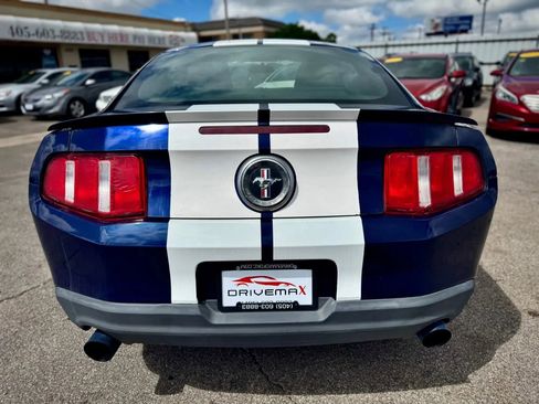 Used 2012 Ford Mustang Coupe RWD image 4