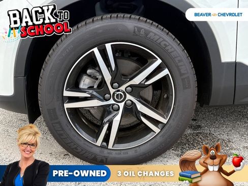 Used 2026 Volvo XC40 B4 Core FWD image 10
