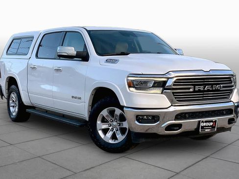Used 2021 RAM 1500 Laramie AWD/4WD image 3