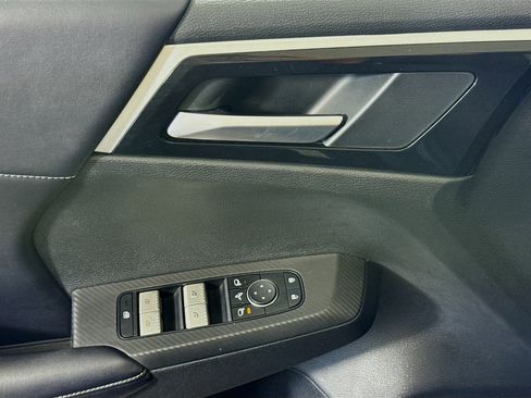 Used 2024 Mitsubishi Outlander SE image 24