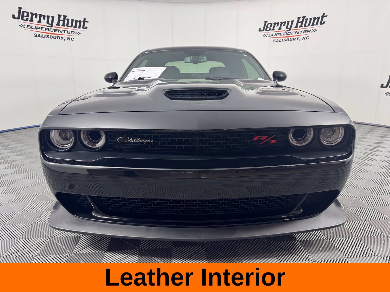 Used 2022 Dodge Challenger R/T Scat Pack RWD image 4