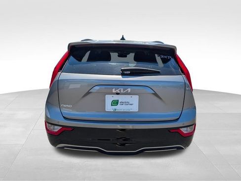 Used 2024 Kia Niro Wind FWD image 6