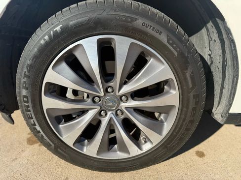 Used 2016 Acura MDX SH-AWD Sport Utility 4D image 12