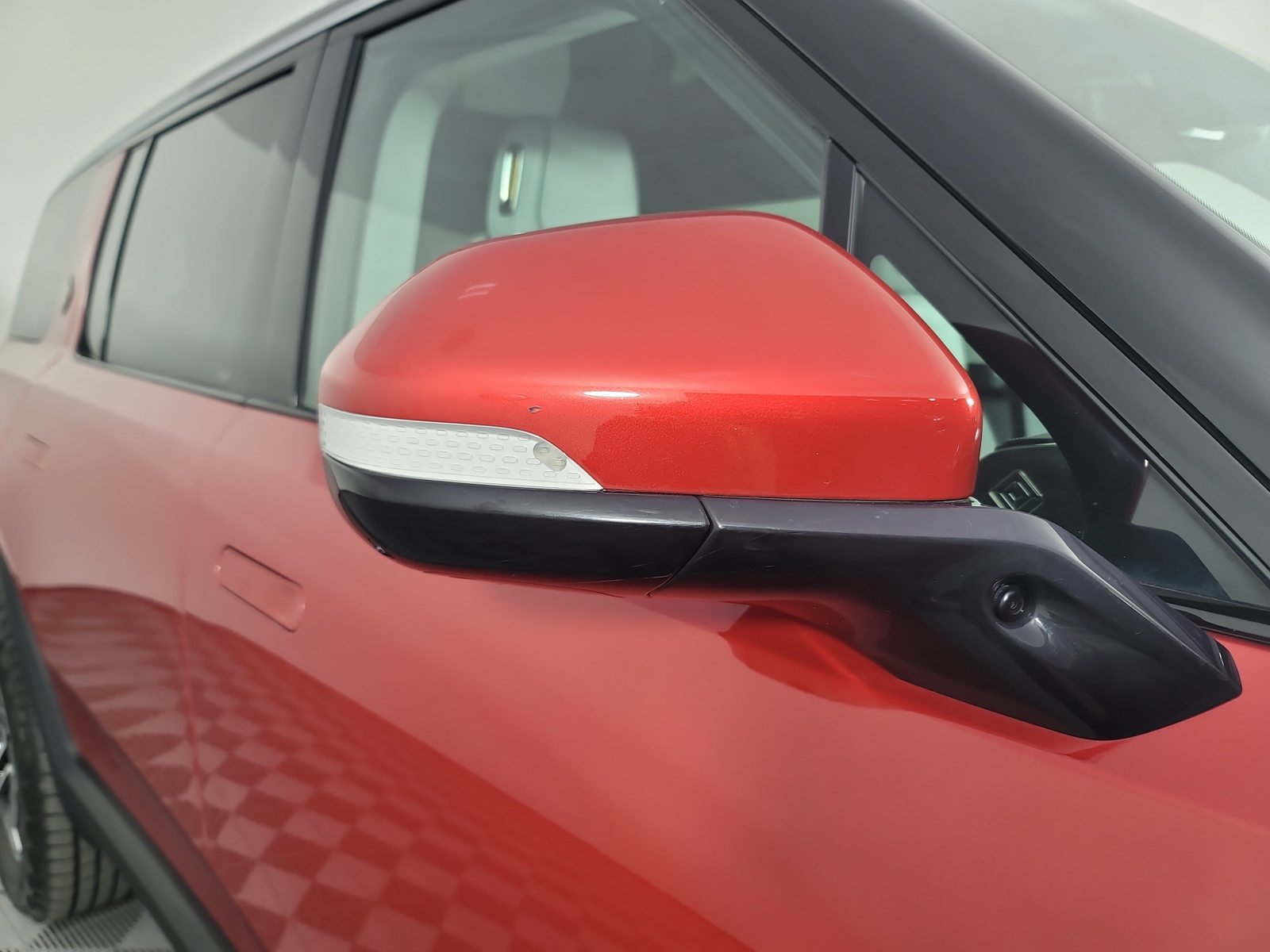 Used 2023 Rivian R1S Launch Edition Quad AWD/4WD image 35