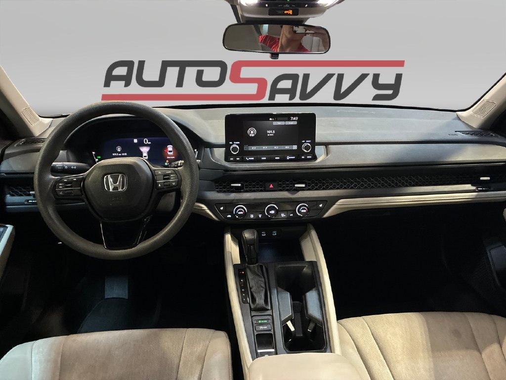 Used 2023 Honda Accord EX image 18
