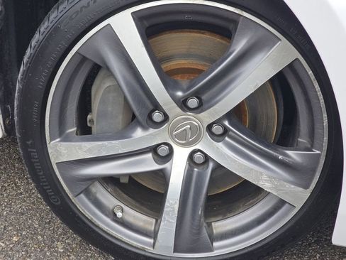 Used 2017 Lexus IS 300 AWD image 10