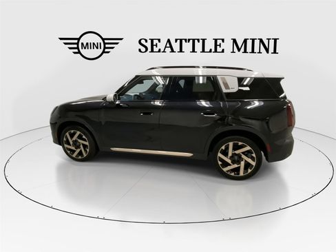 Certified 2025 MINI Cooper Countryman S w/ Comfort Package Max image 7