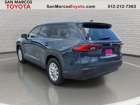 Used 2024 Toyota Grand Highlander AWD image 8