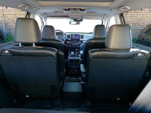 Used 2016 Honda Pilot Elite image 13